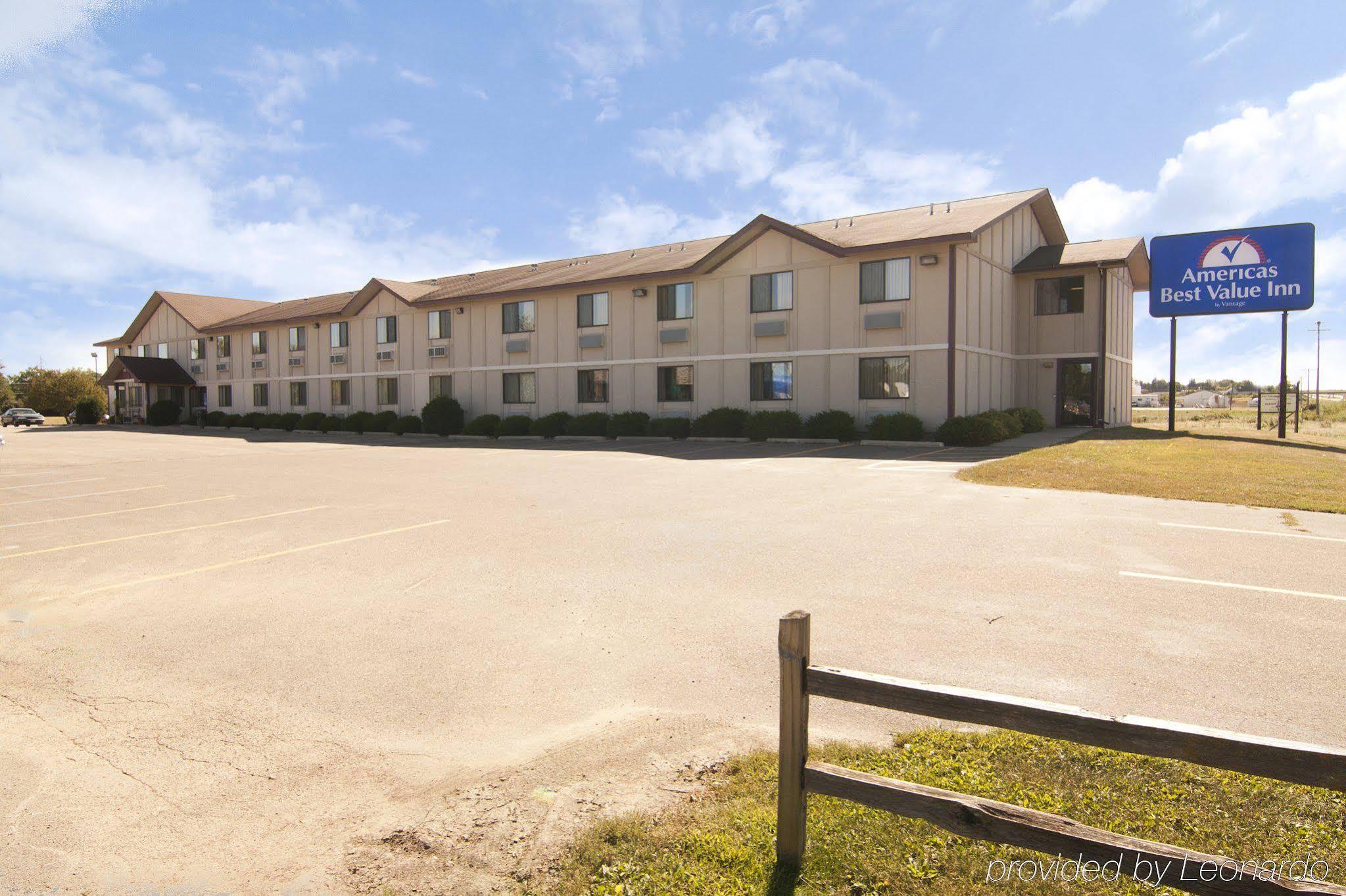 Americas Best Value Inn Zumbrota Exterior foto